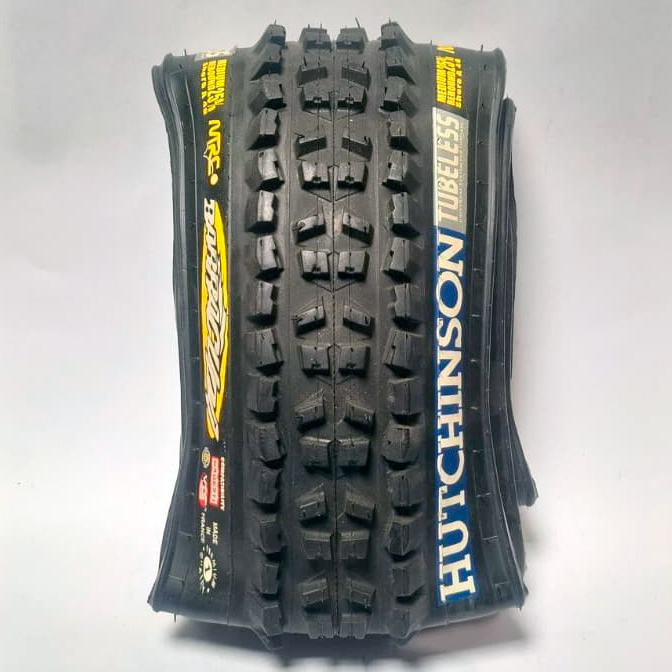CUBIERTA HUTCHINSON BARRACUDA 26X2.30 TUBELESS